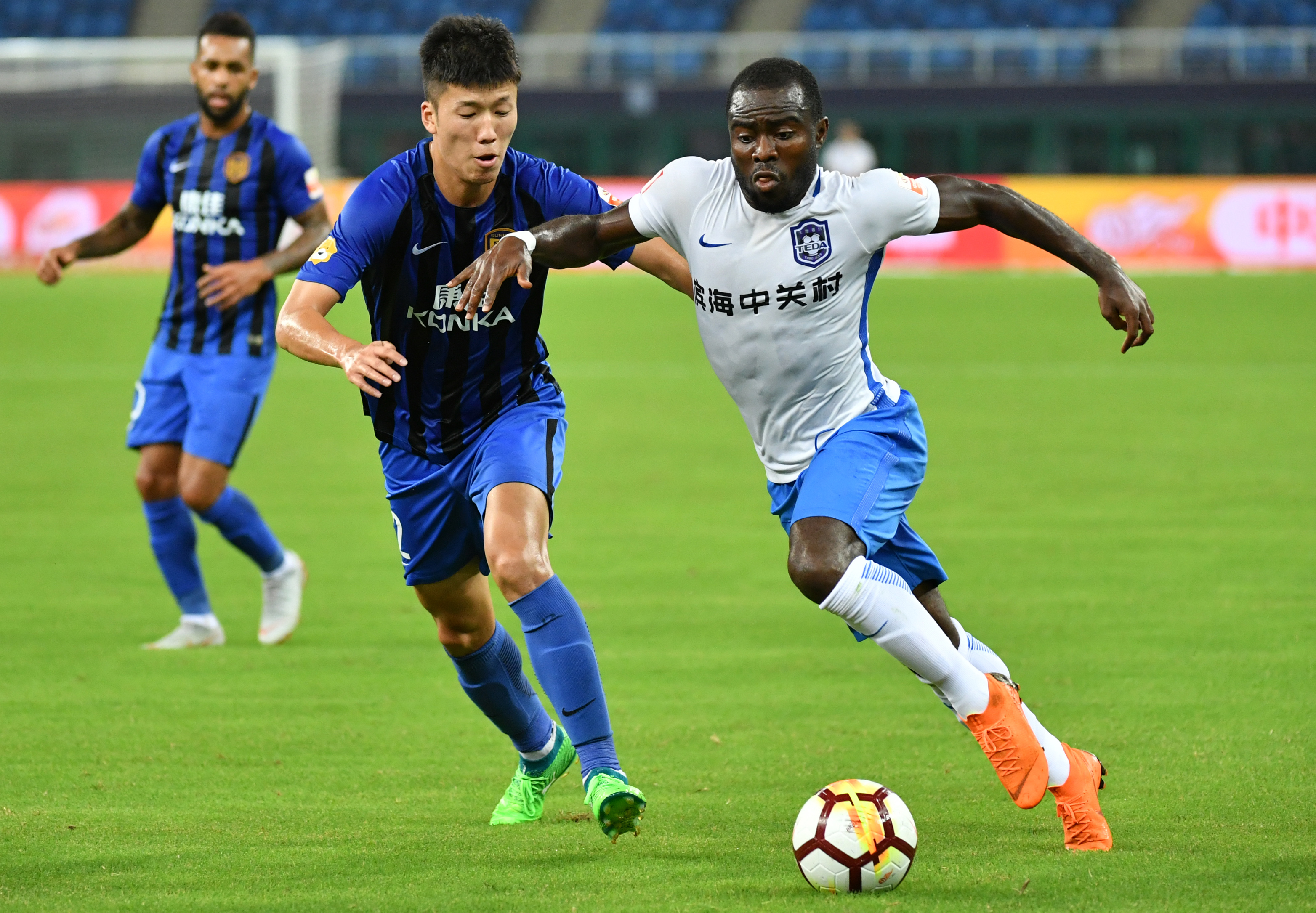 开云体育入口-苏宁客场不敌泰达，寂寞如雪漫山河