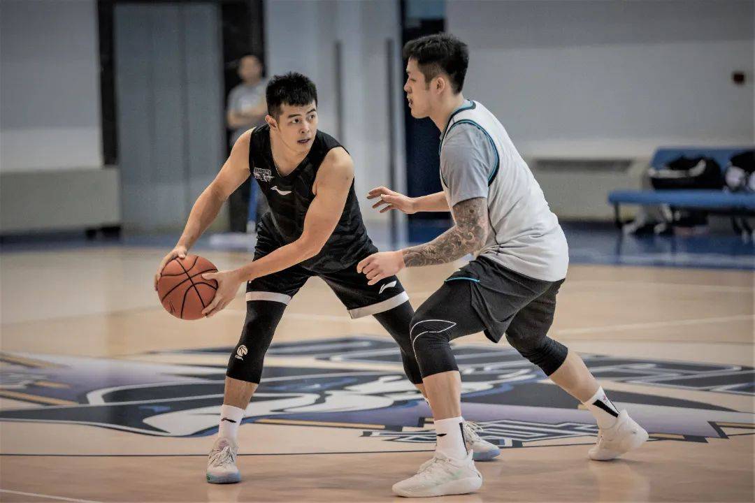 开云体育APP下载-包含北京首钢队男篮热火朝天备战下一仗的词条