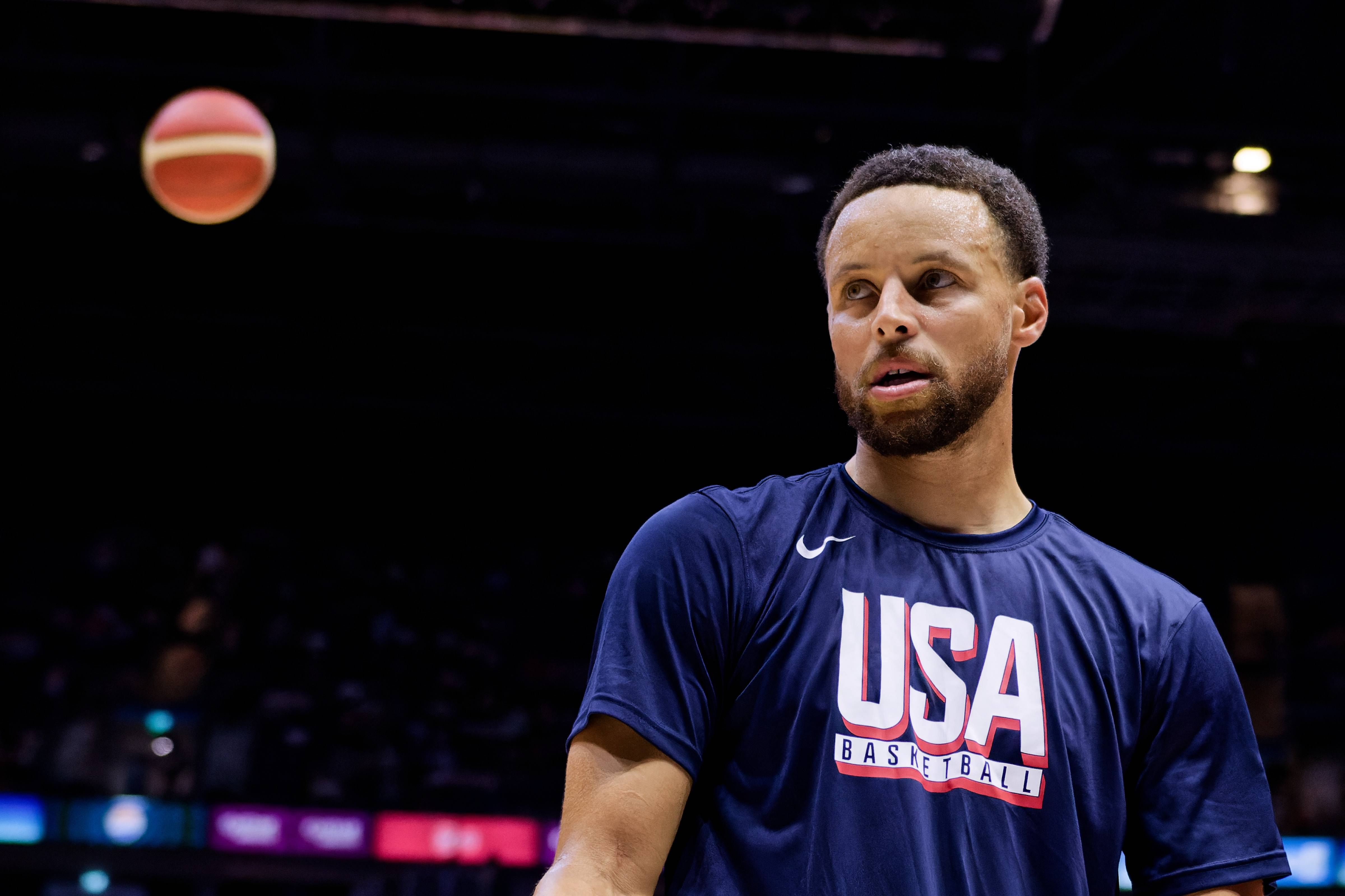 纷纷现身赛场，欧洲国家队燃起胜利奋斗之火的简单介绍