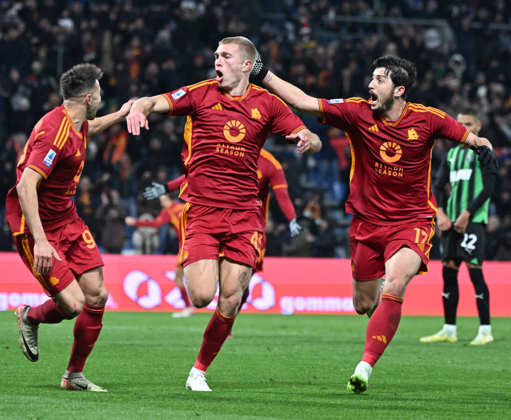 罗马前锋因伤下场,对球队冲击巨大 罗马前锋因伤下场,对球队冲击巨大