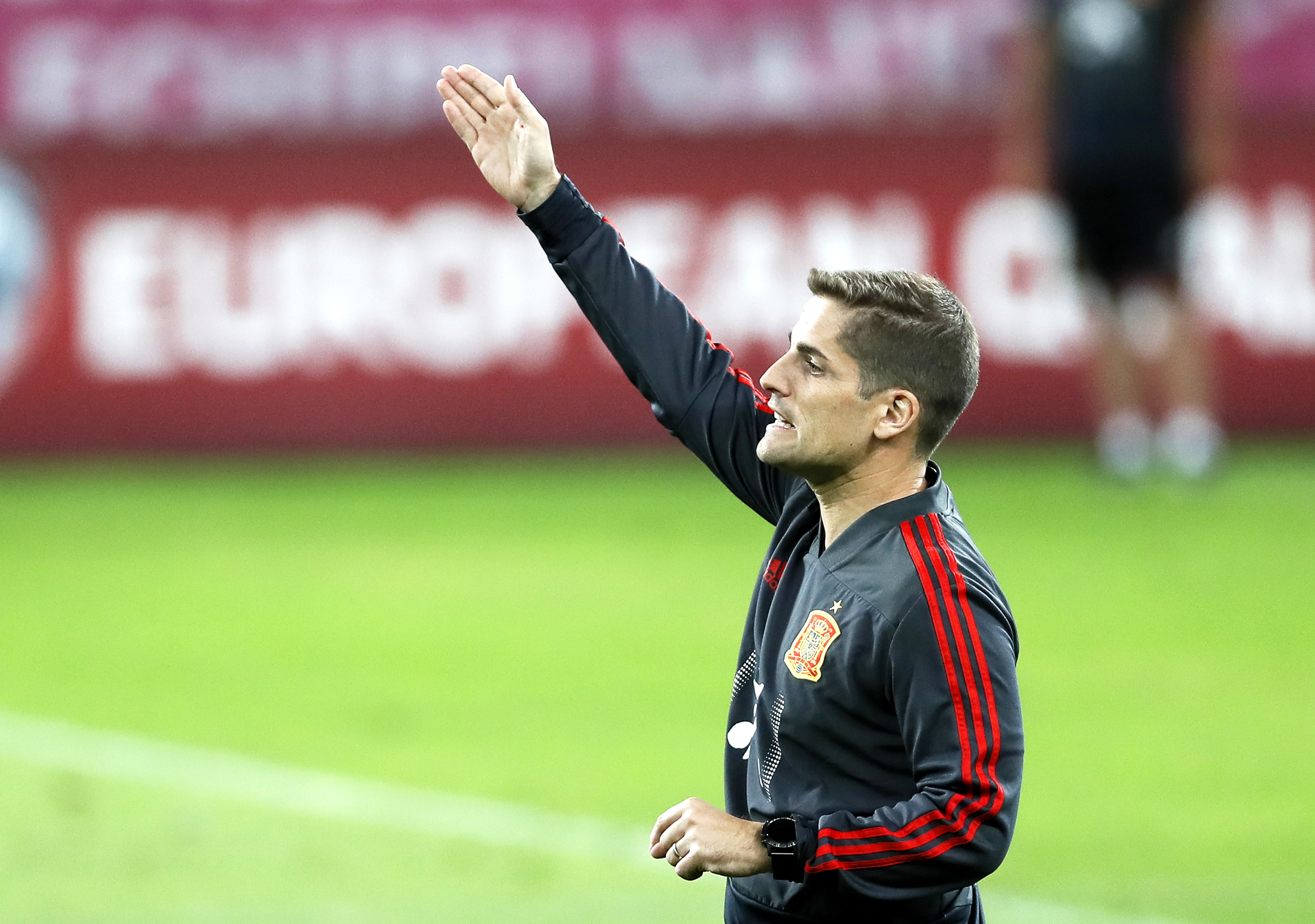 克日共和国备战欧锦赛预选赛，冲击出线！的简单介绍