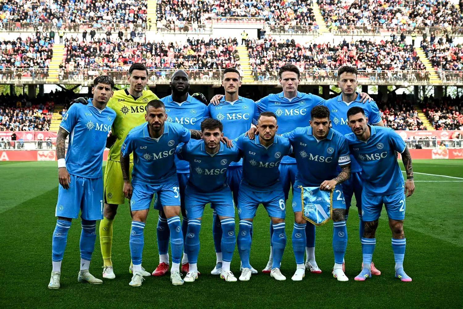 那不勒斯客场击败都灵，稳步前行的简单介绍