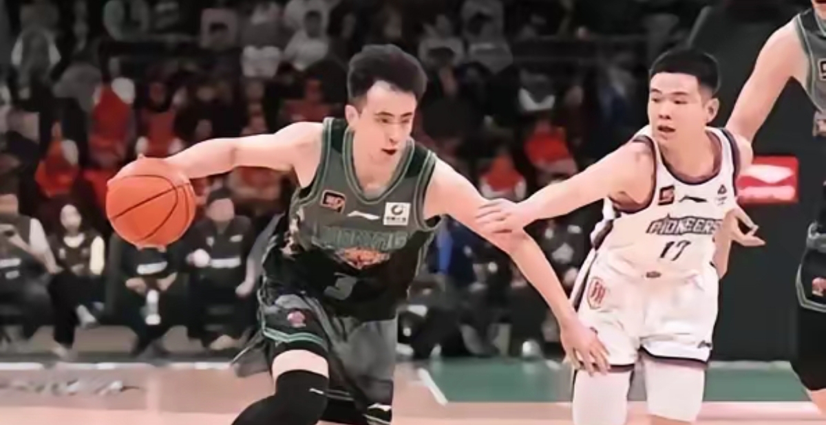 开云体育中国-包含江苏队备战辽宁，主场作战迎来冲击季后赛关键一战的词条