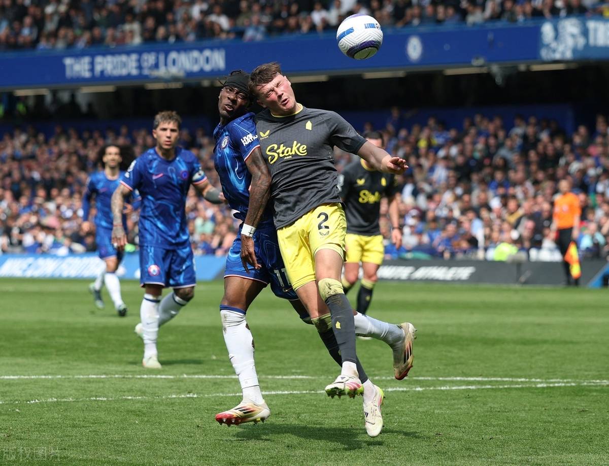 切尔西客场战胜埃弗顿,保持不败 切尔西客场战胜埃弗顿,保持不败