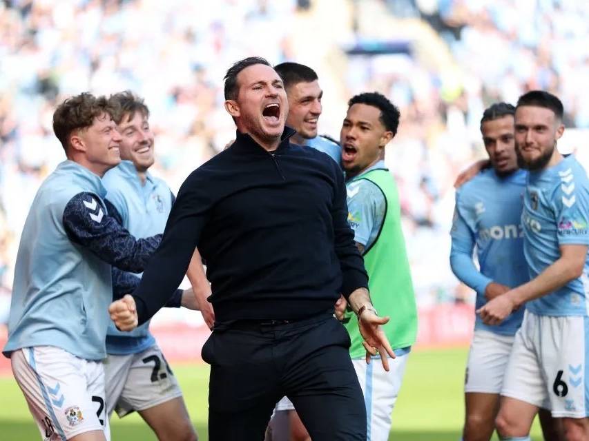 包含布里斯托城客场大败赫尔城,遭遇连败的词条 包含布里斯托城客场大败赫尔城,遭遇连败的词条