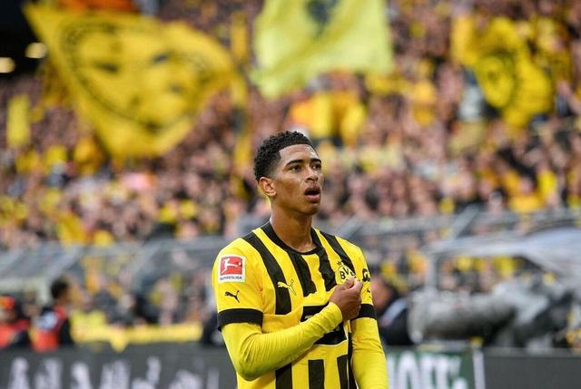 开云体育登录-关于多特蒙德中场核心表现出色，引起顶级豪门关注的信息