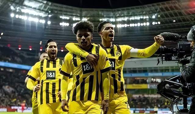 关于多特蒙德中场核心表现出色,引起顶级豪门关注的信息 关于多特蒙德中场核心表现出色,引起顶级豪门关注的信息