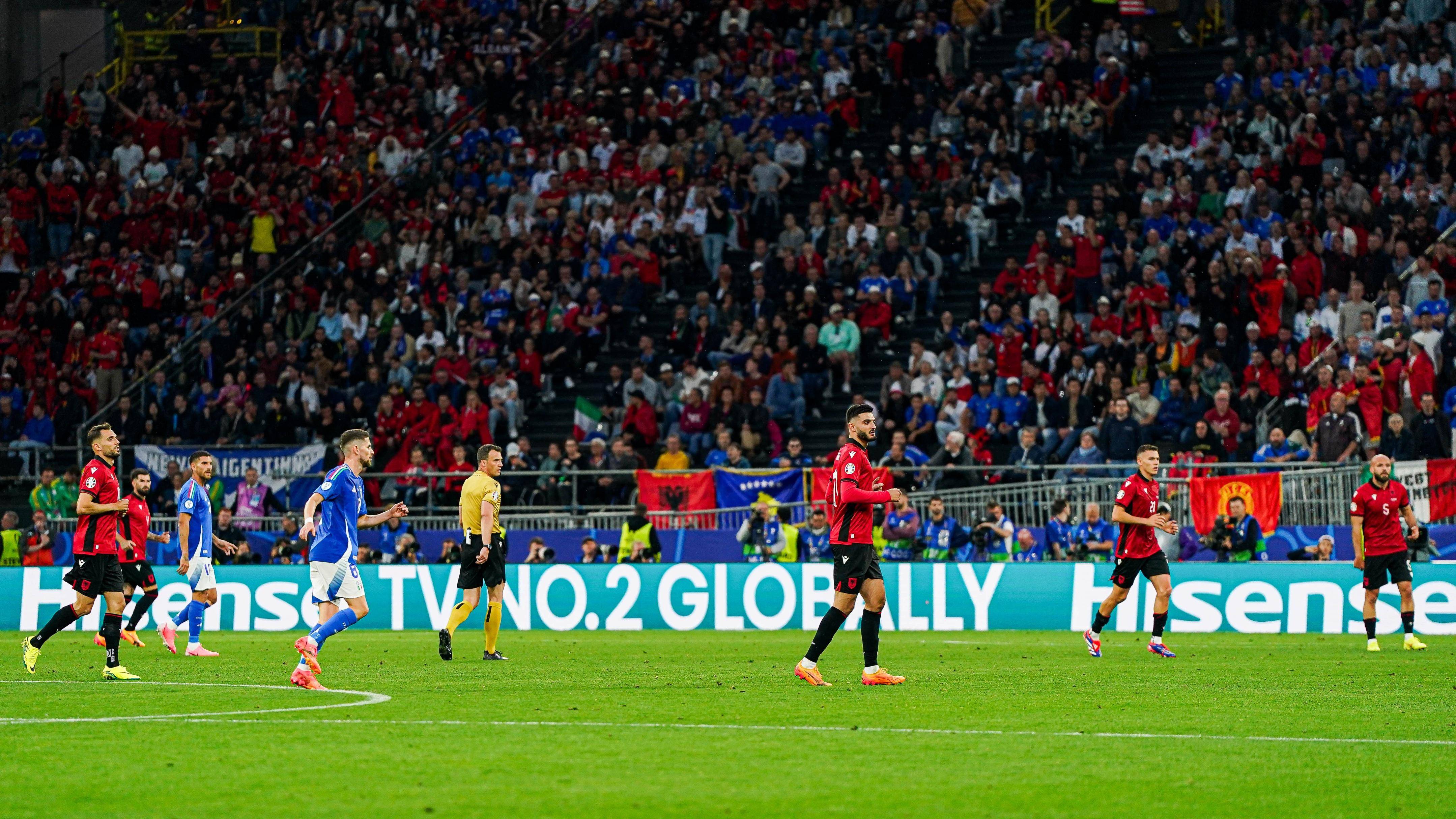 强队对决，欧洲杯赛场惊现大逆转