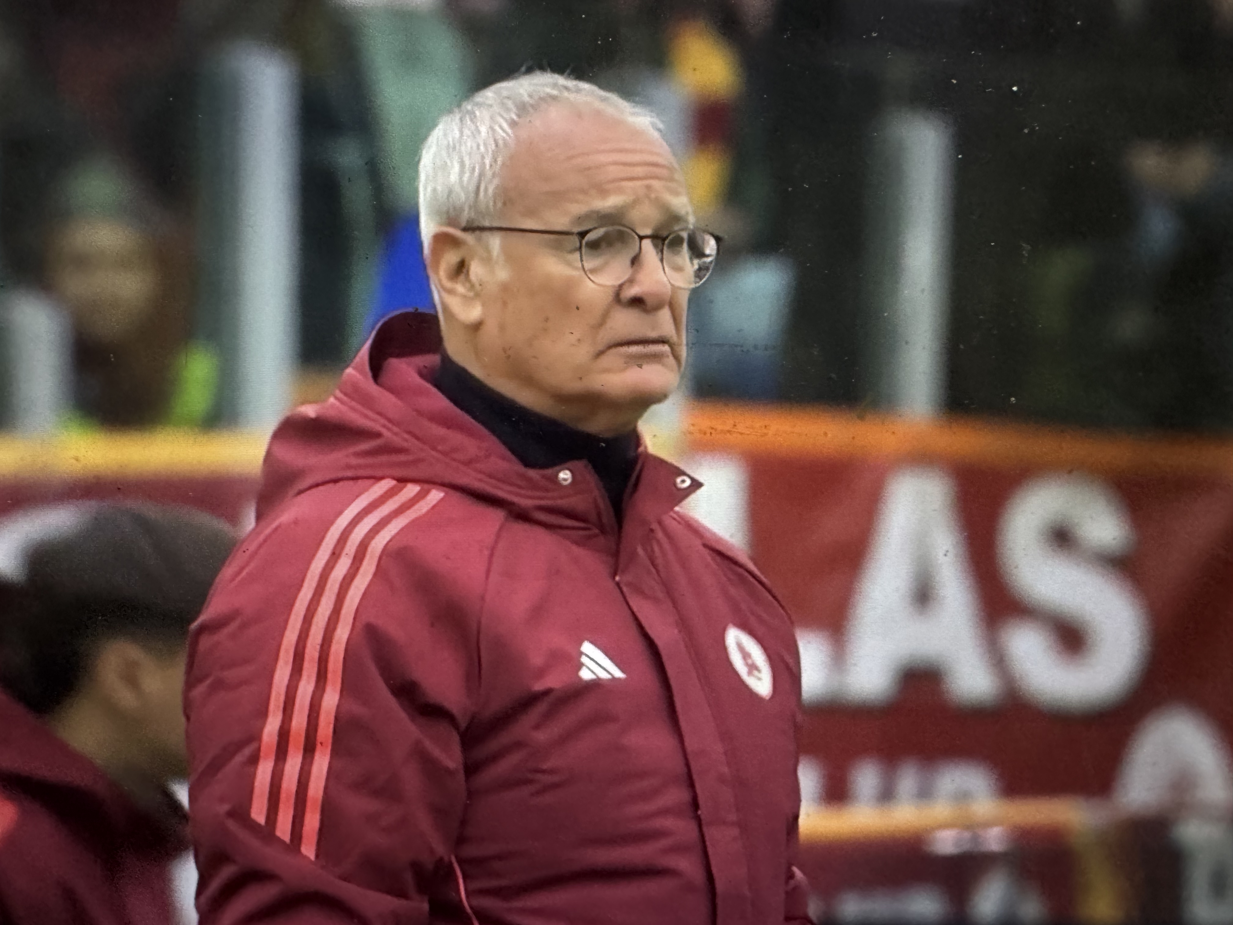 包含帕尔马客场大胜，球队信心大增的词条