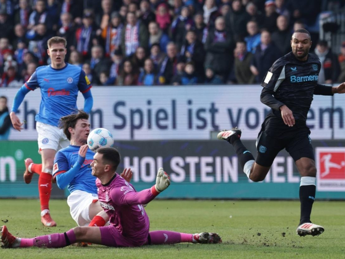 巴黎圣日耳曼主场憾负勒沃库森,小组战况不乐观 巴黎圣日耳曼主场憾负勒沃库森,小组战况不乐观