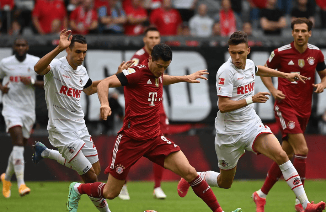 开云体育APP下载-奥格斯堡闯入前三，德甲排名傲视群雄的简单介绍