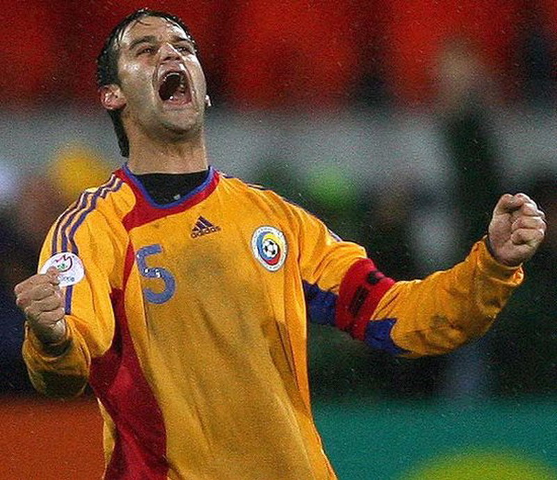 尼日利亚队在欧锦赛中展现实力，取得胜利