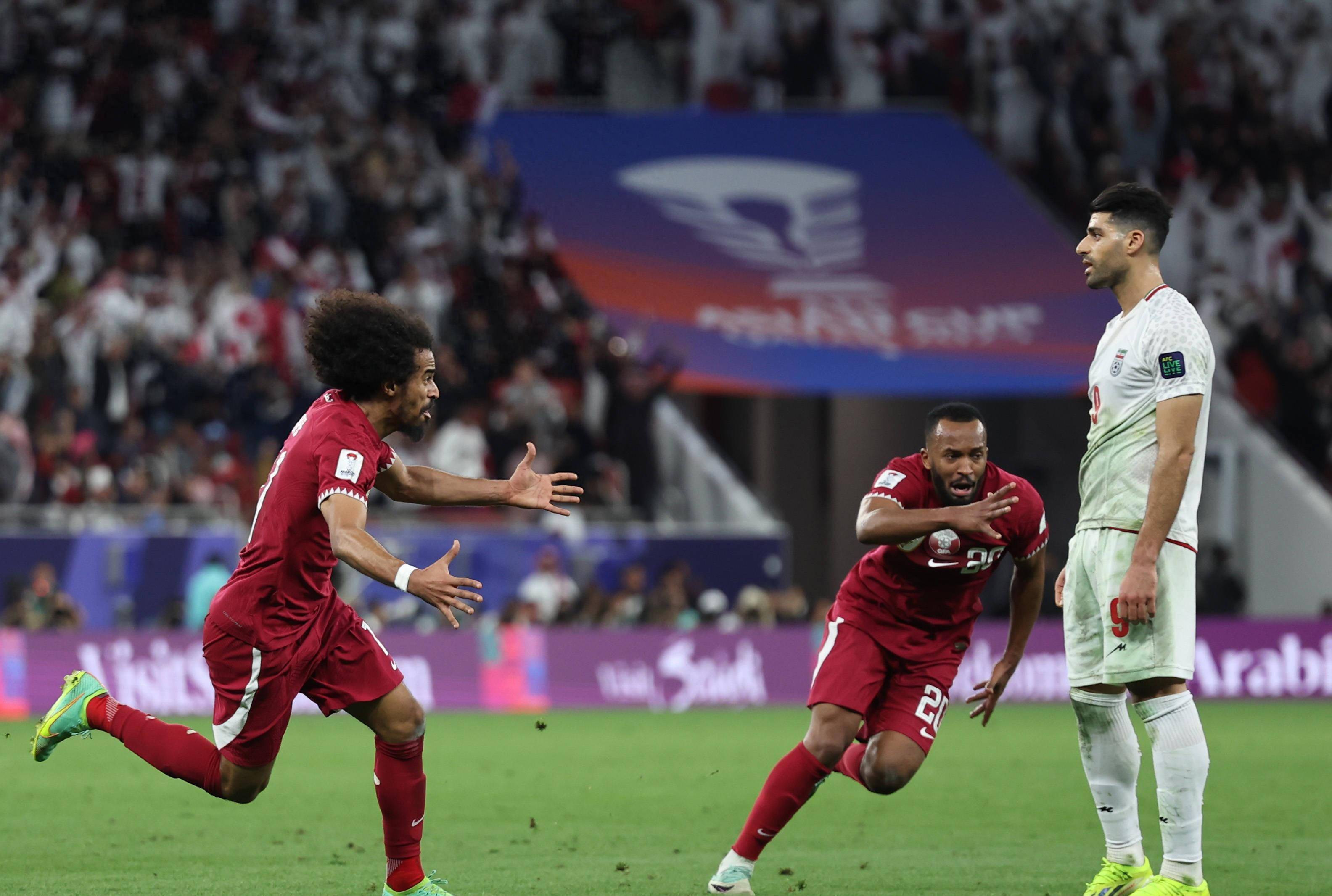 伊朗球队作战如火，一往无前