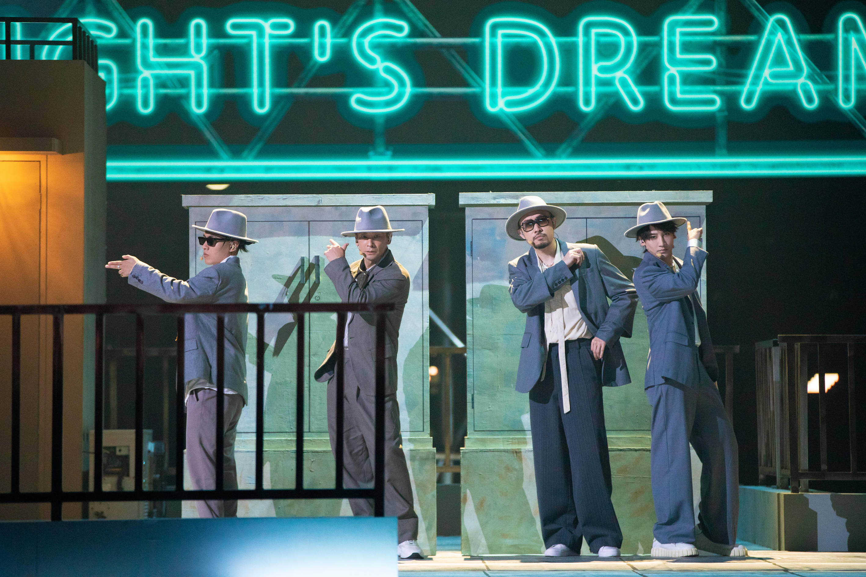 开云体育官网-汉诺威联赛中获胜，披荆斩棘