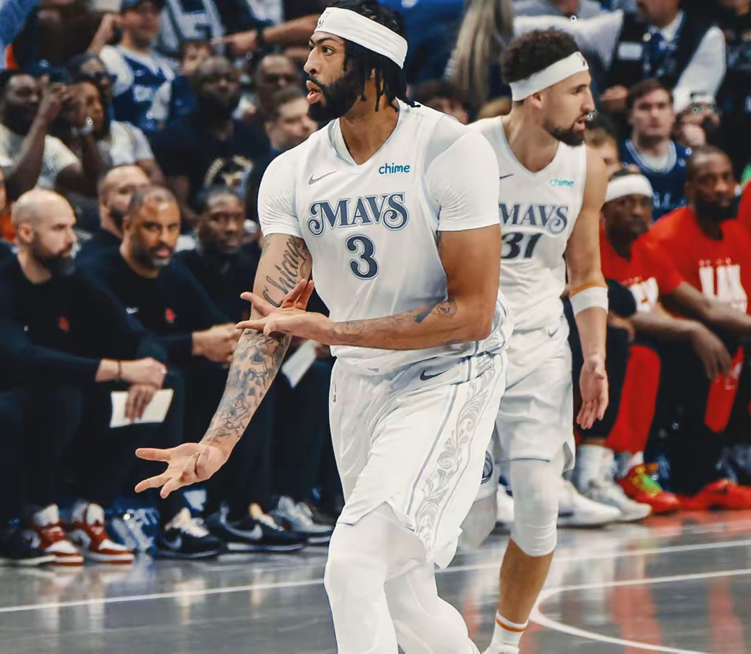 开云体育下载-独行侠瓜分卫冕军再胜场，掘金难阻进步