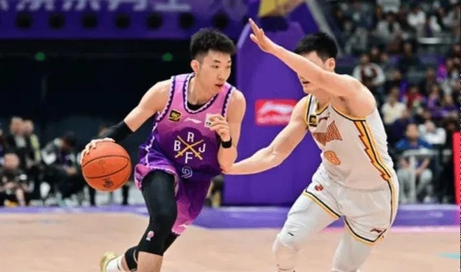 泰达客场遭遇挑战,战术调整需谨慎 泰达客场遭遇挑战,战术调整需谨慎