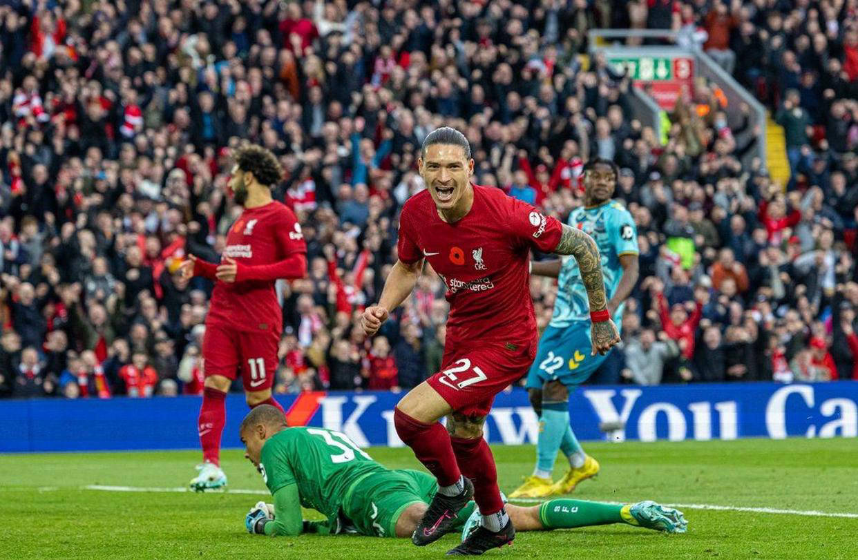 利物浦客场大胜南安普顿，继续领先英超榜首