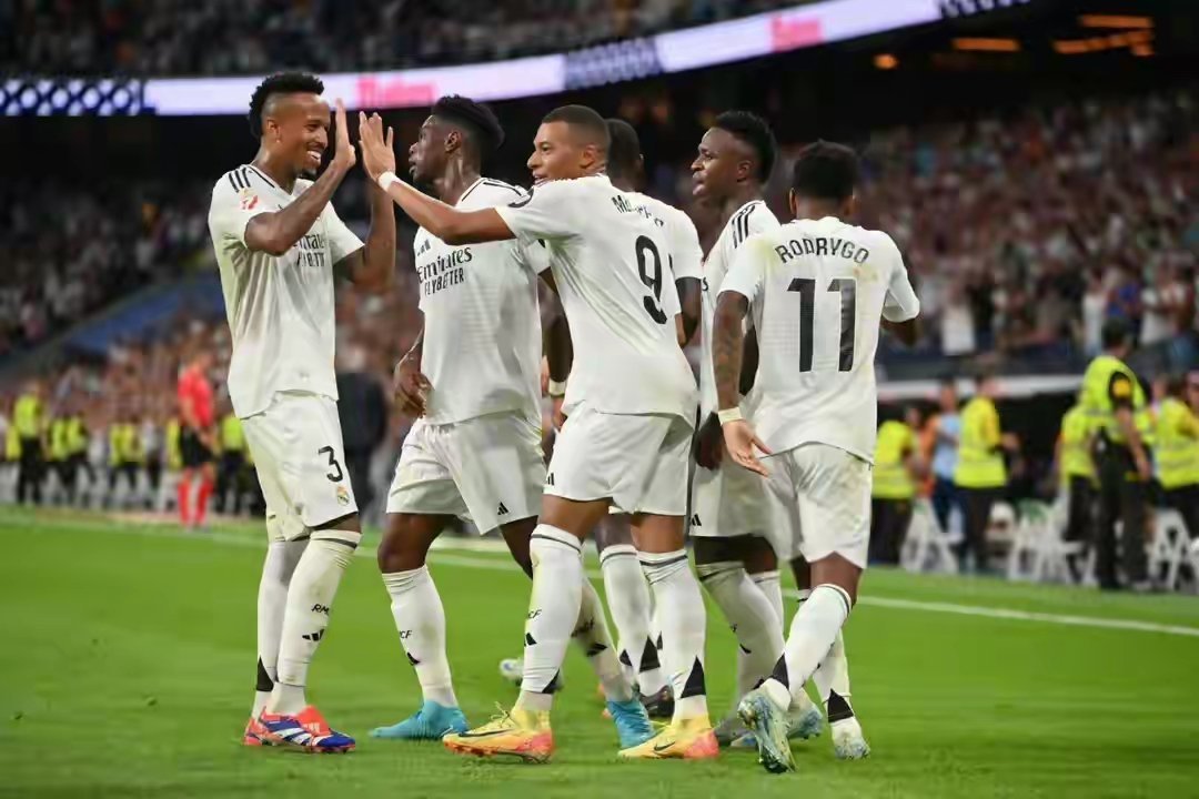 欧洲超级联赛季后赛开打，强队集结