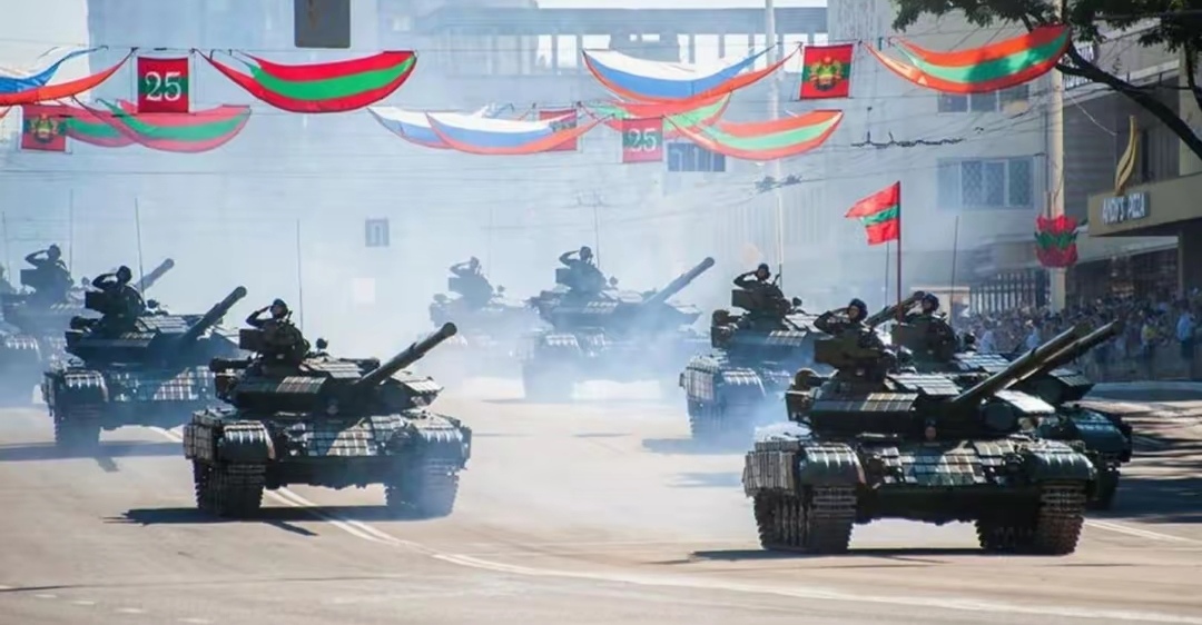 球场上的风云变幻，一触即发的悬念