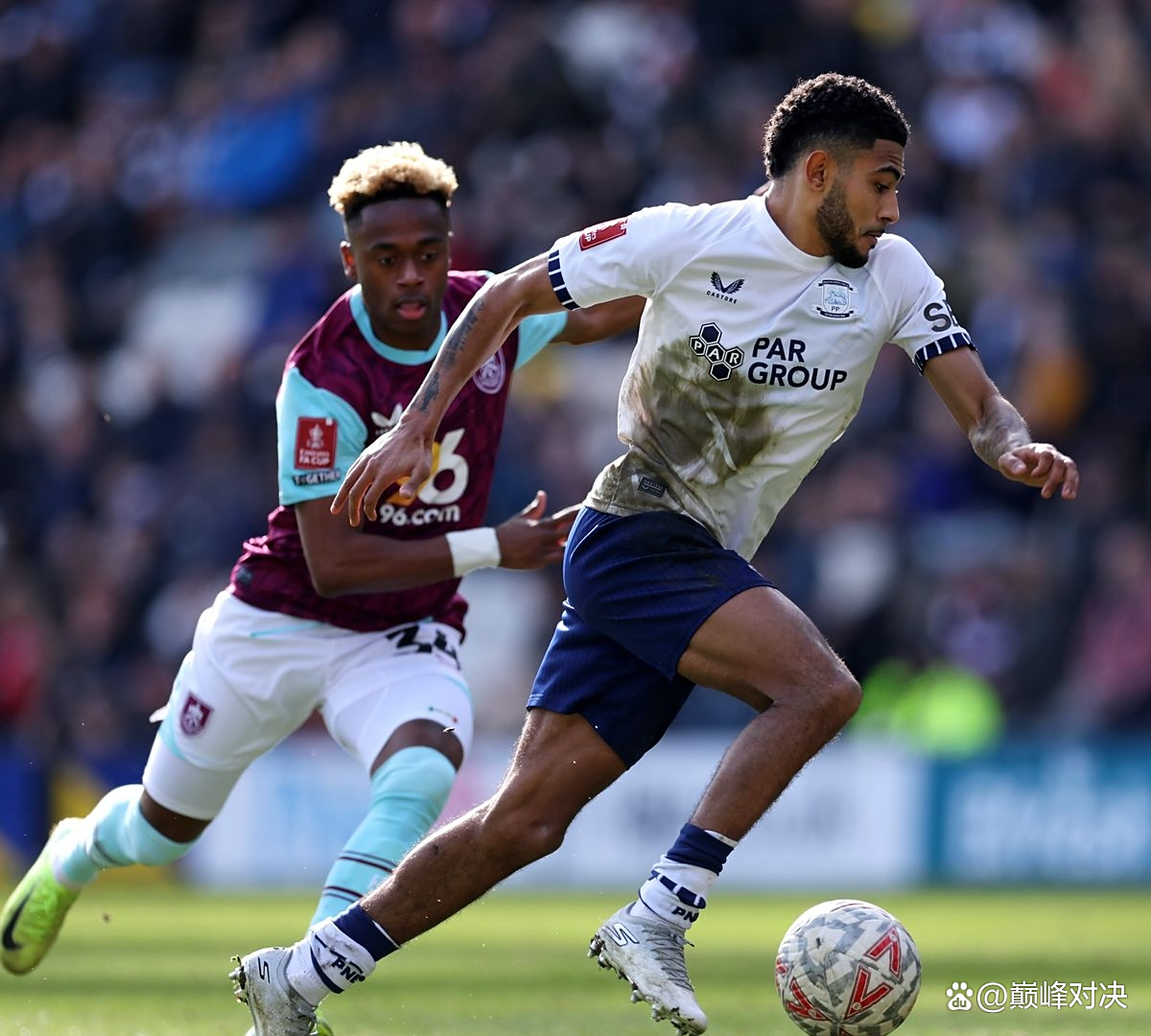 包含阿斯顿维拉后卫受伤离场,影响球队防线的词条 包含阿斯顿维拉后卫受伤离场,影响球队防线的词条