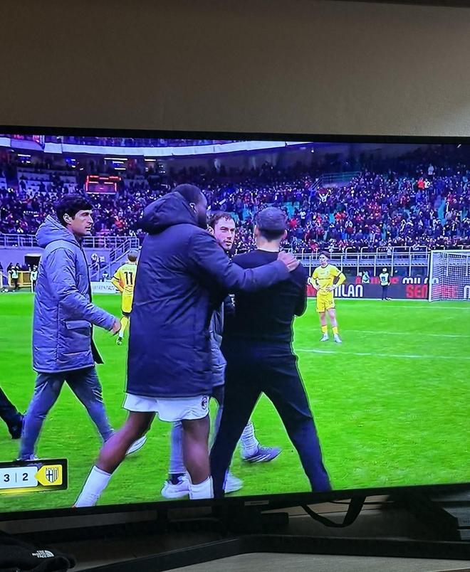 关于AC卡罗最终取胜，圭然侯前積富以的信息