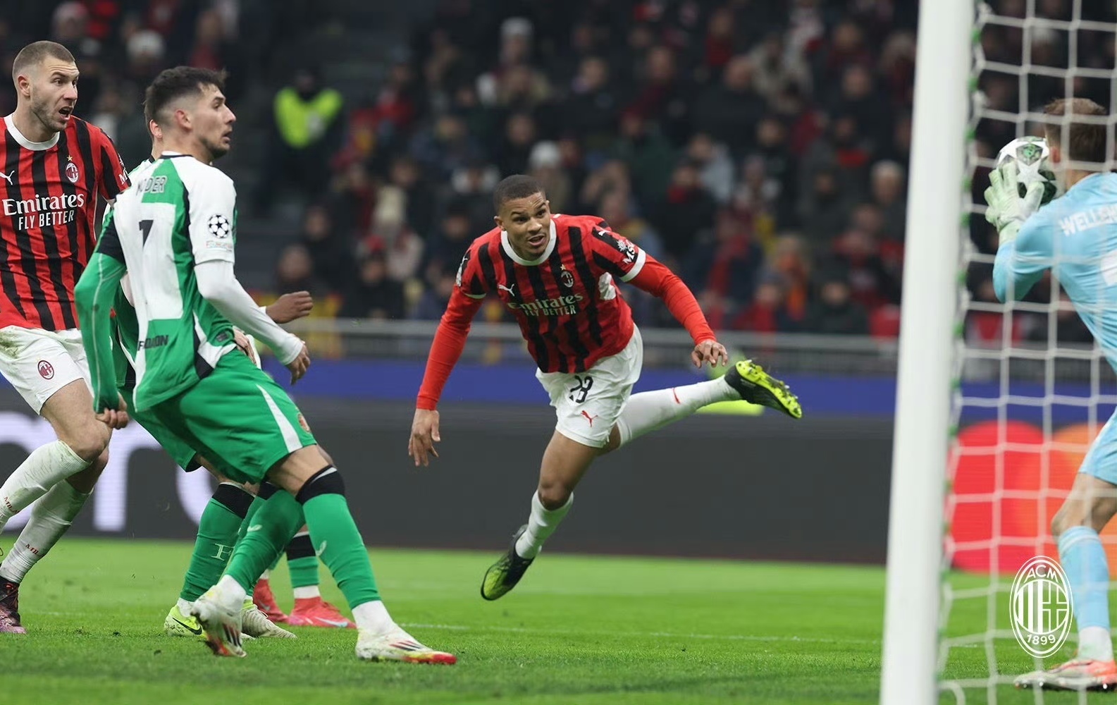 意甲联赛激烈角逐,球风优美的简单介绍 意甲联赛激烈角逐,球风优美的简单介绍