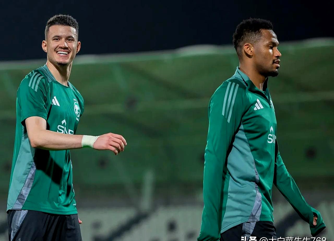开云体育平台APP-沙特阿拉伯球队实力强劲，击败对手晋级八强