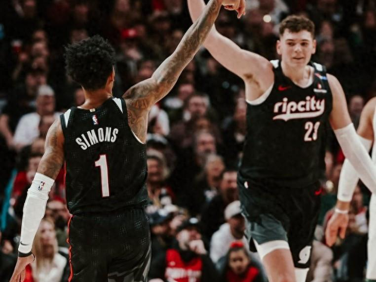 开云体育app-猛龙不敌开拓者，后劲不足输掉比赛