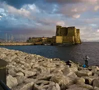 热那亚被凯塔尼亚逆转,遭遇失利 热那亚被凯塔尼亚逆转,遭遇失利