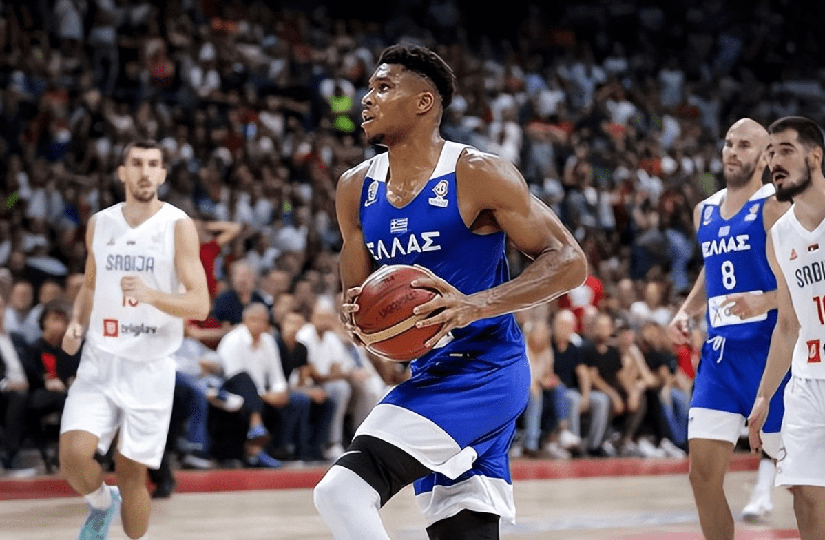 欧预赛双雄对决:硝烟弥漫中,激战场上风起云涌 欧预赛双雄对决:硝烟弥漫中,激战场上风起云涌