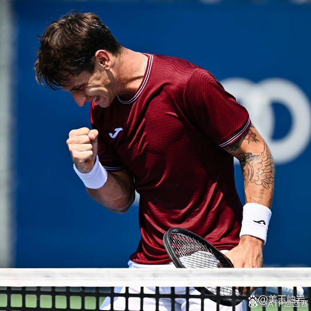 意大利网球队翻盘世界网球队,穆雷绝境逆转的简单介绍 意大利网球队翻盘世界网球队,穆雷绝境逆转的简单介绍