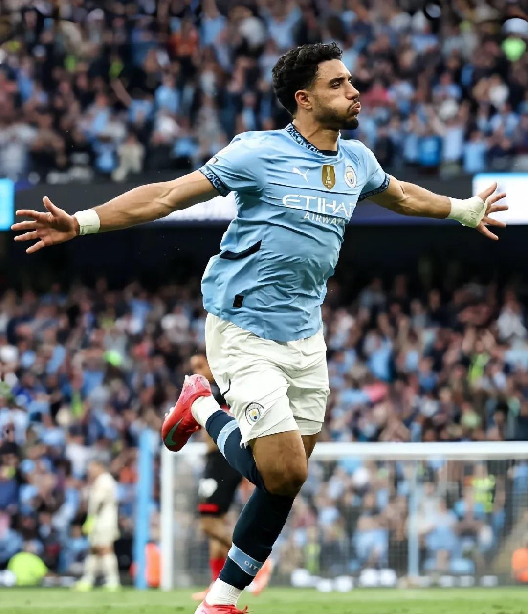 美国强势曼城,阿尔巴惊艳世界 美国强势曼城,阿尔巴惊艳世界