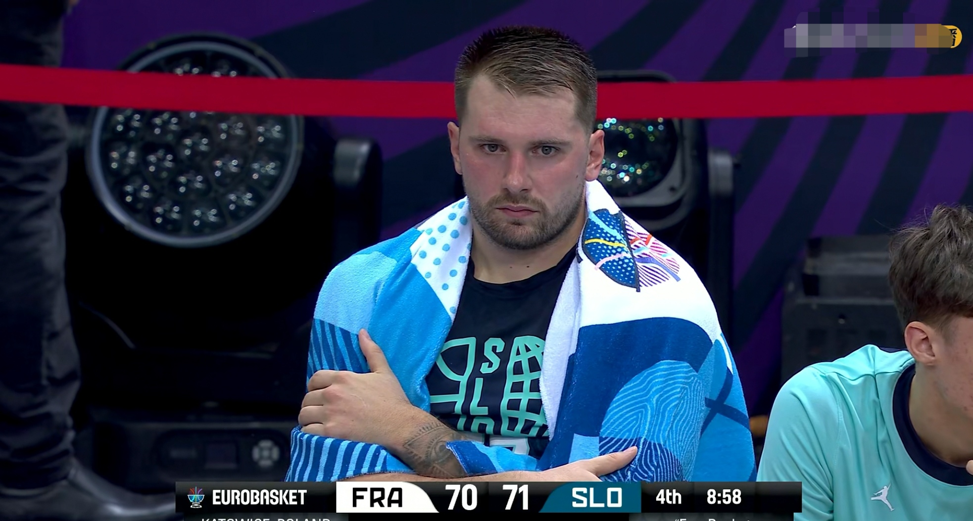 浙江队完胜猛龙，东契奇高光表现