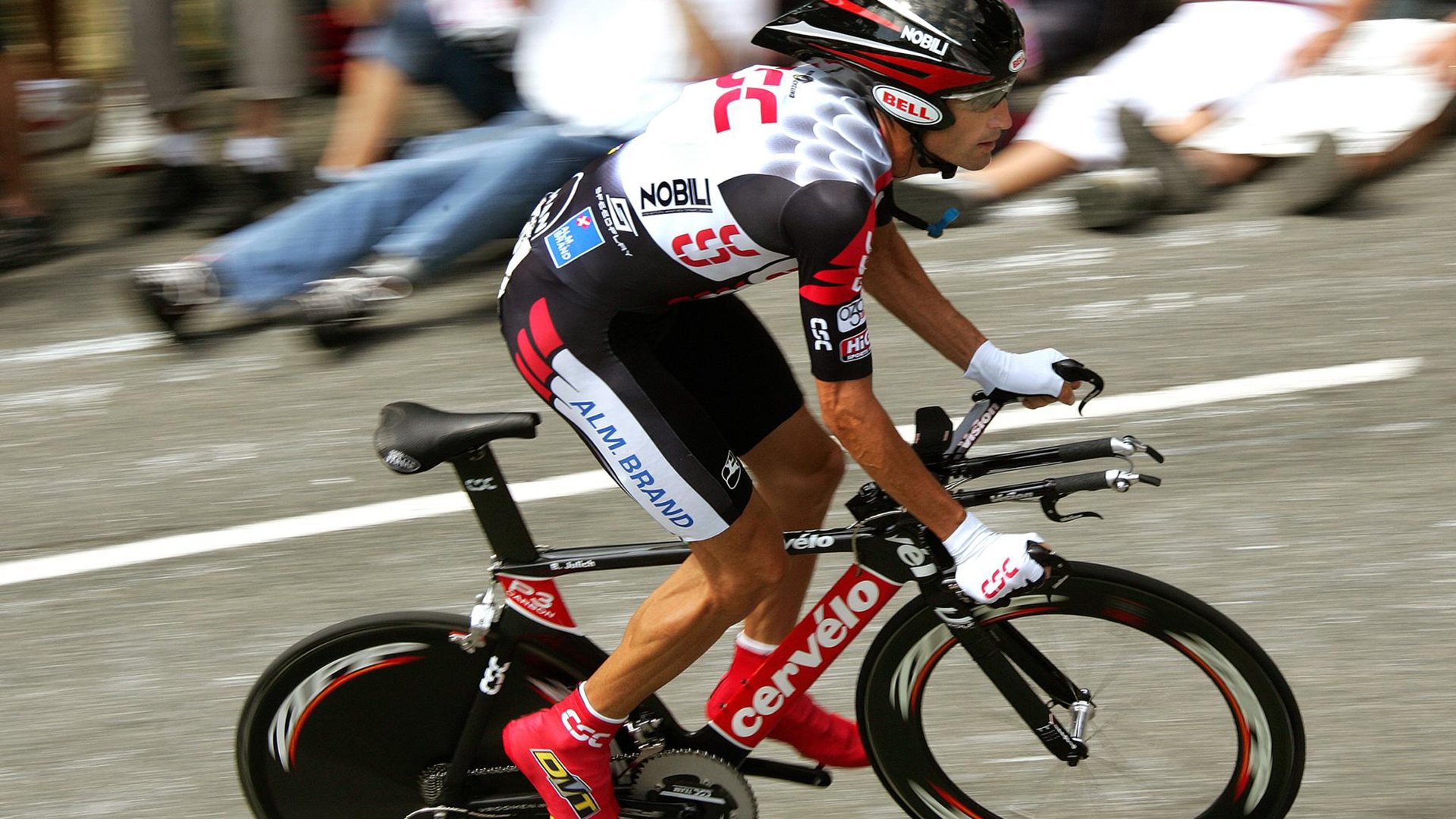 F1年度争冠之夜，保罗的攻防转换，如何成为梅赛德斯最强大脑？