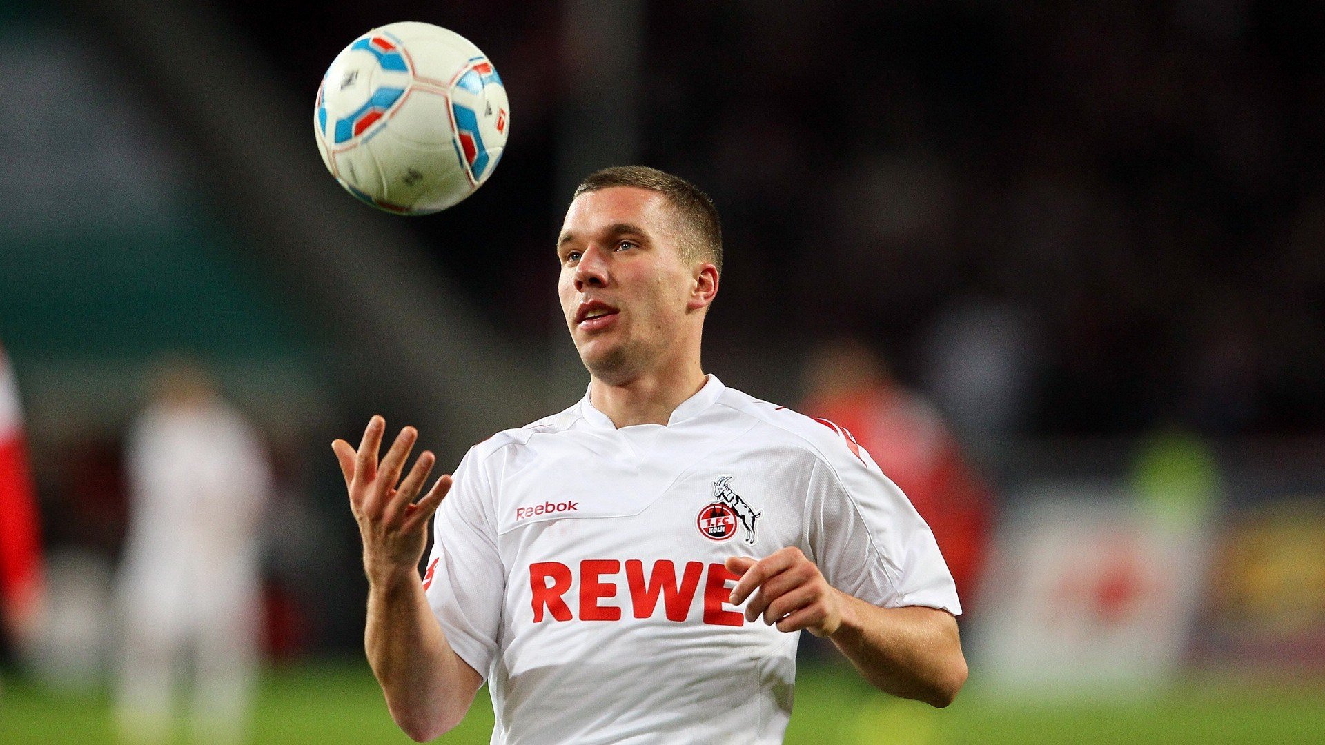 王权没有黄昏，欧冠史诗夜，一位国王如何以凡人之躯强行改写骑士团的命运