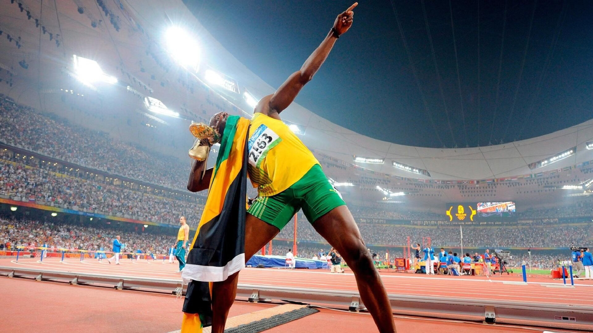 绝境逆天！火箭惊天逆转老鹰，浴火伦纳德终成休城新关键先生