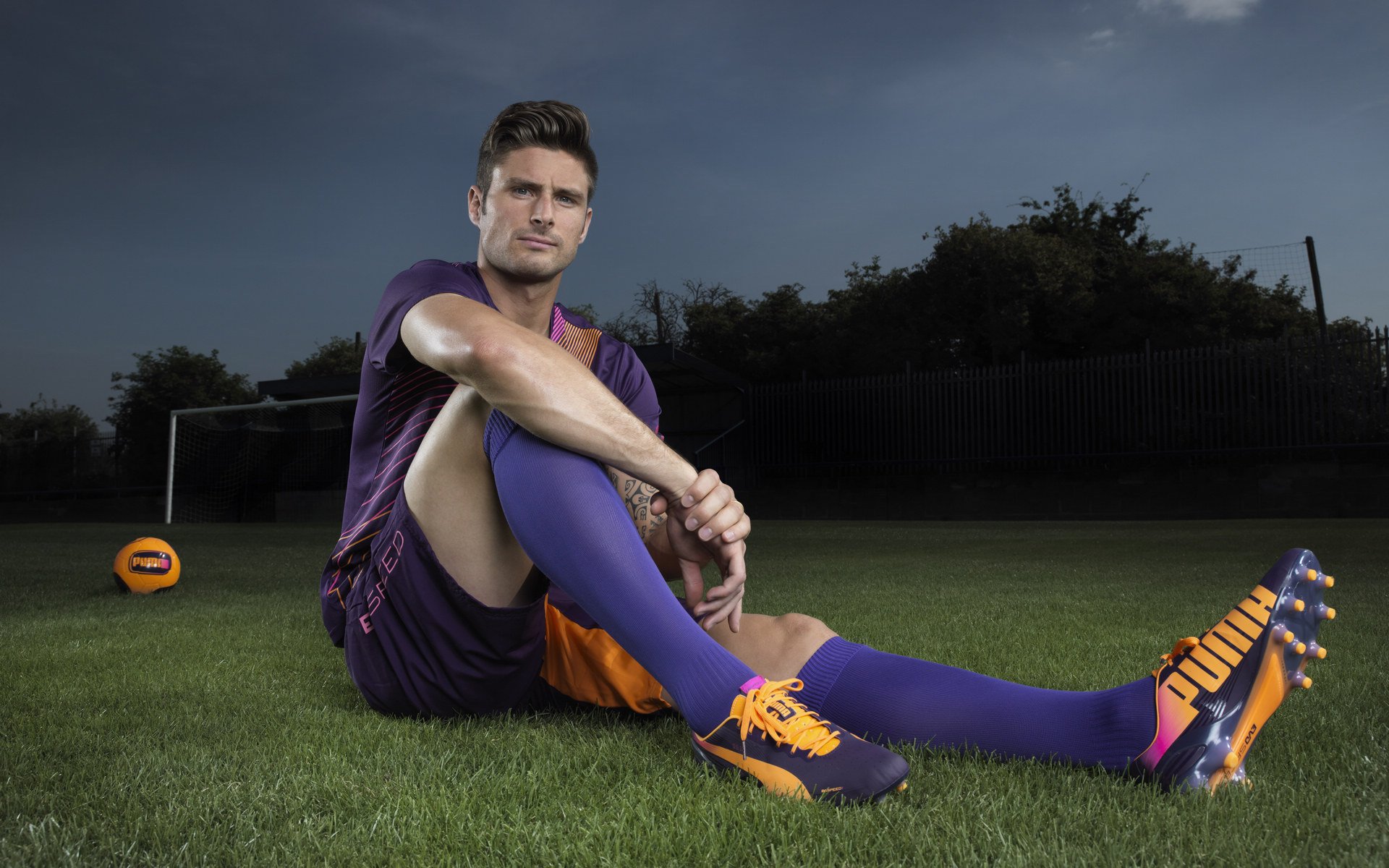 圣保罗赛道奇迹，红牛二队战术魔法秀，诺里斯魔术手率队击溃索伯